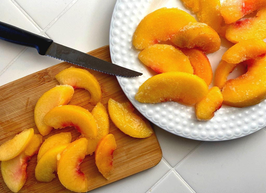 cut frozen peaches