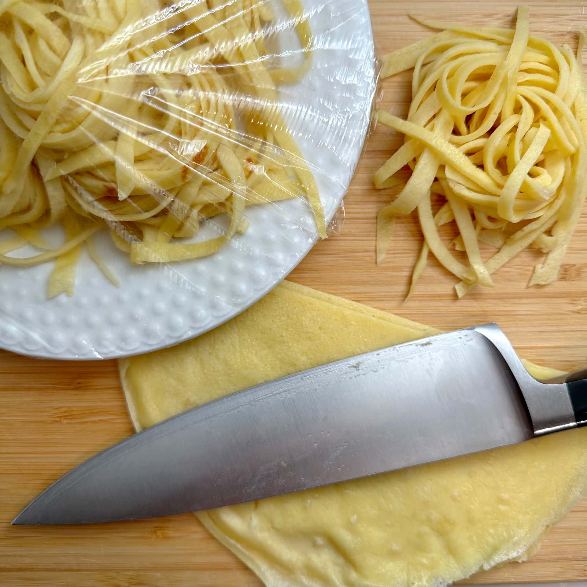 cut pasta